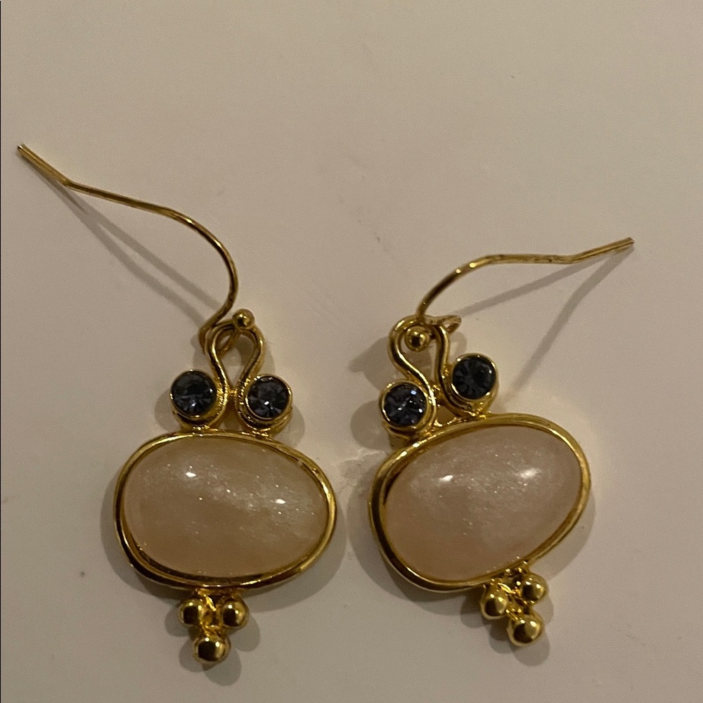 Elegant Gold and Cream resin MOP Boho Earrings